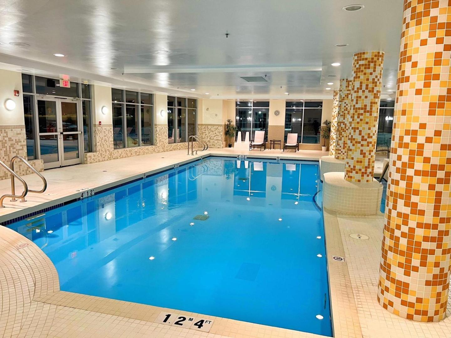 Chateau Inn & Suites Bonnyville Eksteriør bilde