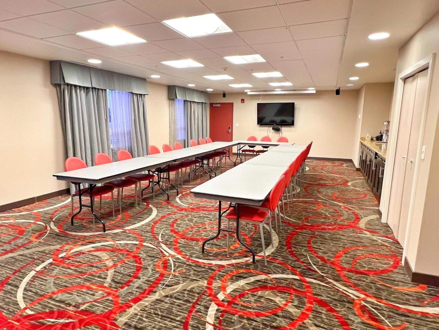 Chateau Inn & Suites Bonnyville Eksteriør bilde