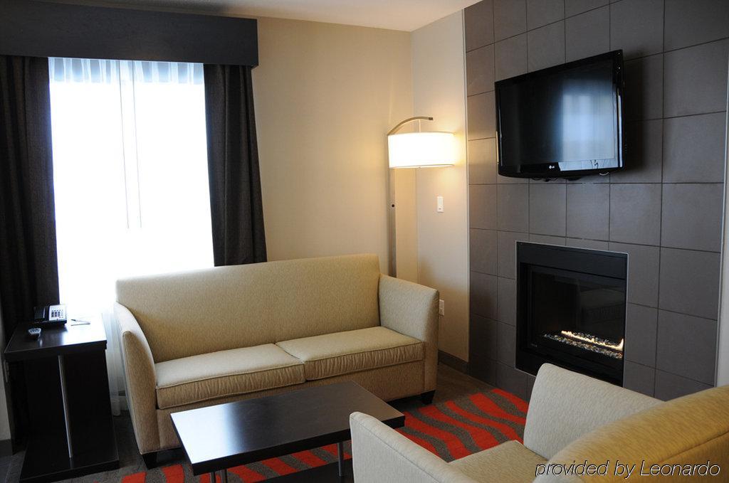 Chateau Inn & Suites Bonnyville Eksteriør bilde